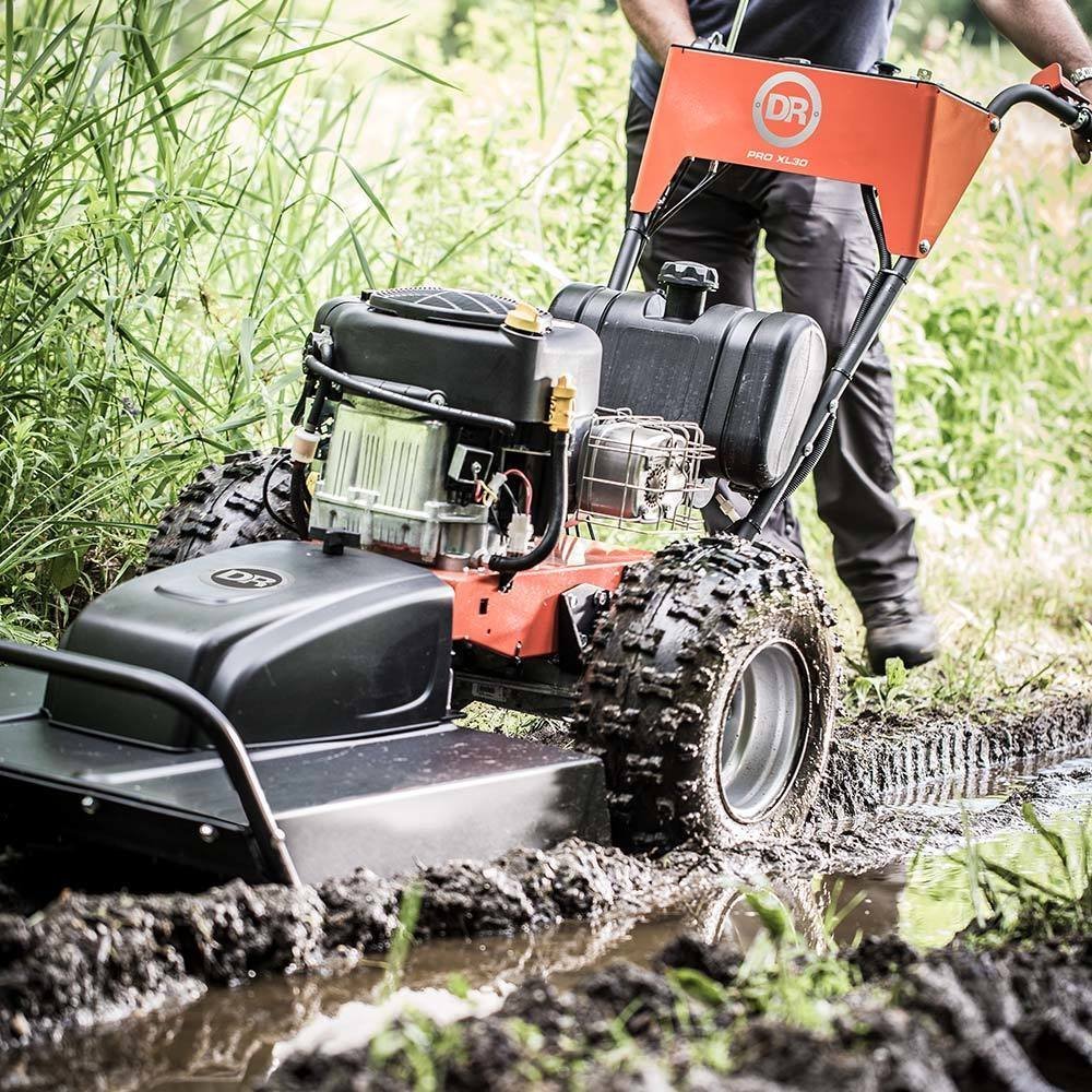 1000Wx1000H-12.jpg DR PRO XL 30″ Field and Brush Mower 17.5 HP Walk-Behind - Image 1