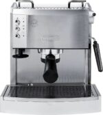 De’Longhi – Espresso Machine with 15 bars of pressure, Milk Frother and removable water tank – Stainless Steel